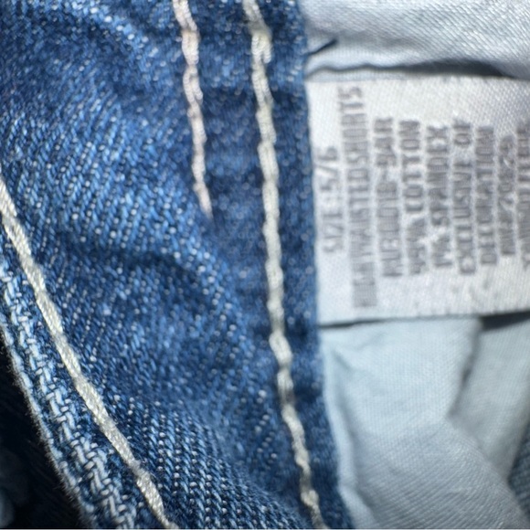 Denim/Lace shorts - Picture 3 of 4